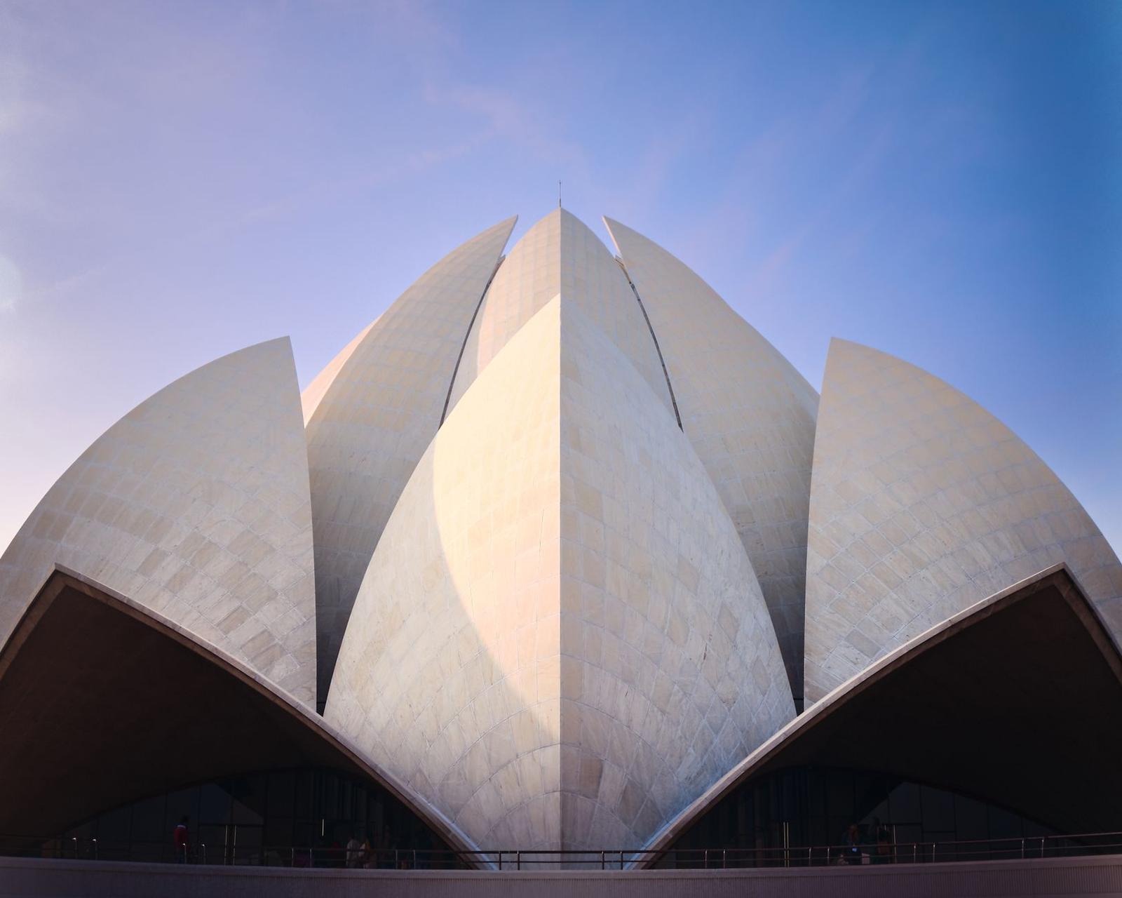 Sydney Opera House Close Up Photo